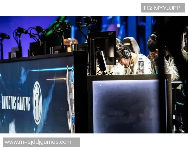 S15电竞赛后复盘IG与WE对决中的战术意识与团队配合分析